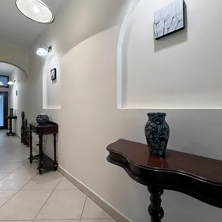 Apartment Traditional Maltese 3bd With Front & Back Balconies - Close To Gozo Ferry